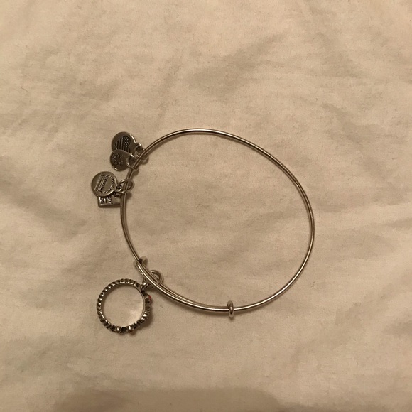 Alex and Ani Queen’s Crown Silver Bracelet - Picture 2 of 7